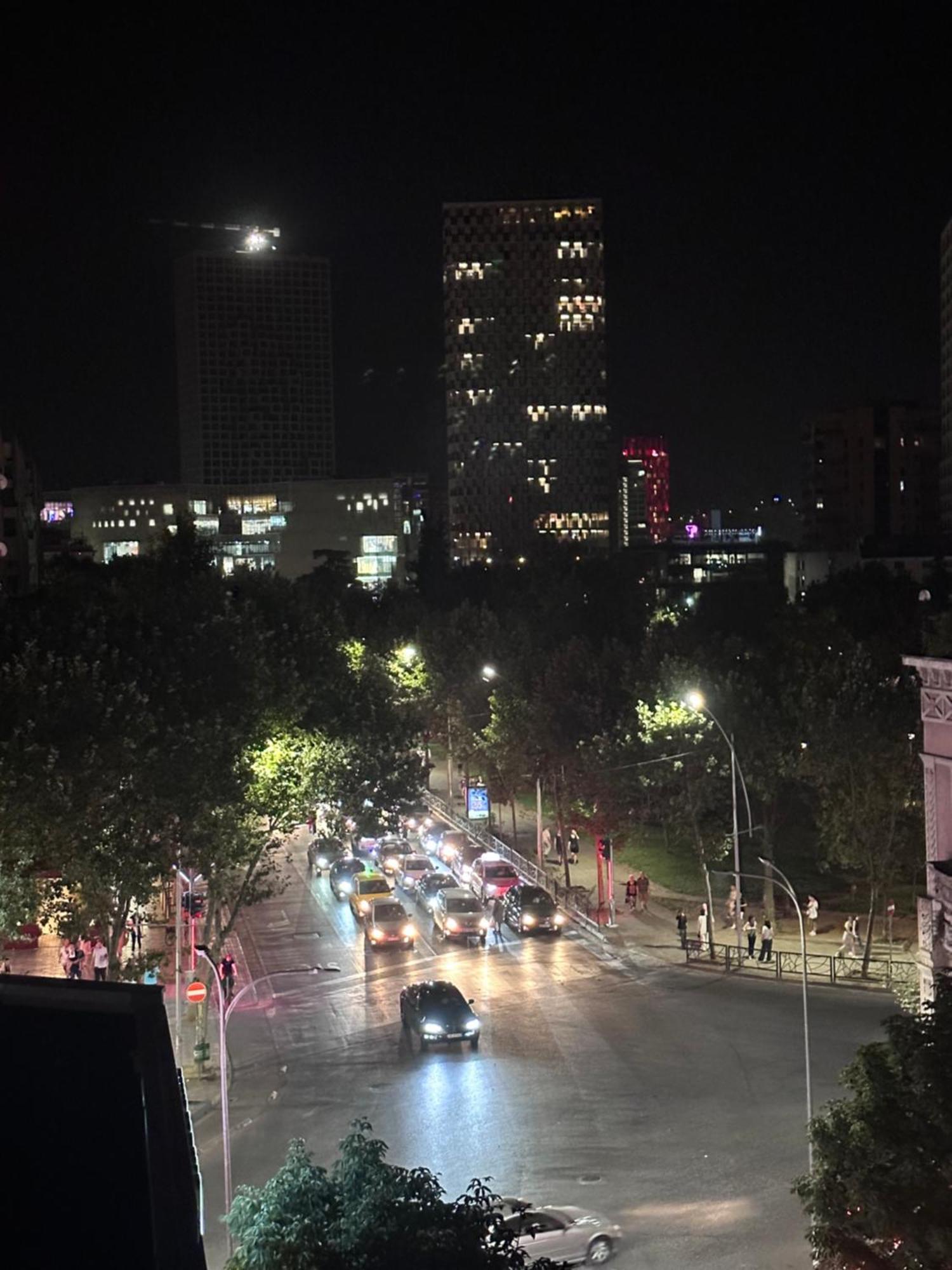 شقة Hidden Gem In The Center Of تيرانا المظهر الخارجي الصورة